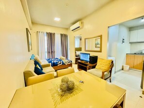 Basic Condo, Balcony | Living area