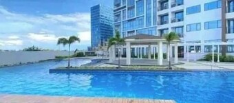 Relaxing condo at THE MACTAN NEWTOWN 