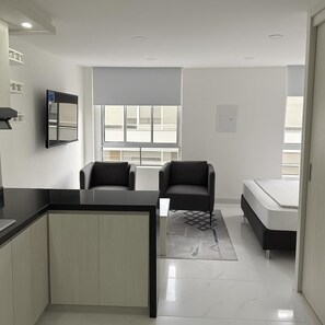 1 bedroom, in-room safe, iron/ironing board, free WiFi