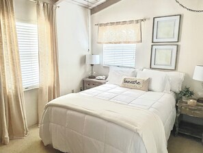WiFi, bed sheets