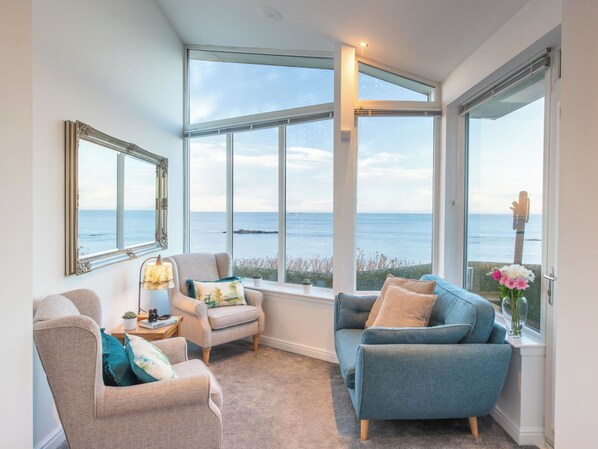 TV - Waters Edge by Interhome (Lossiemouth)