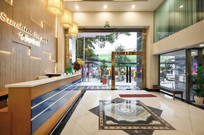 Sunshine Airport Hotel