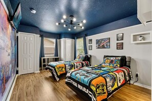 6 Schlafzimmer, Bügeleisen/Bügelbrett, WLAN, Bettwäsche