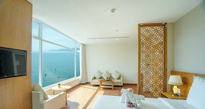 Glamour Hotel Nha Trang