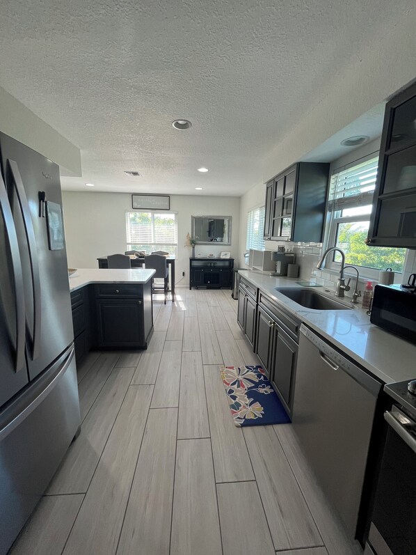 Fridge, microwave, oven, stovetop - Serenity on Stilts (Nokomis)