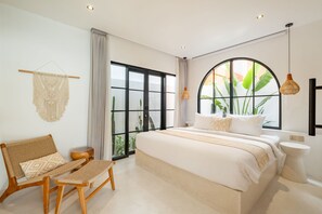 Luxury Villa, 2 Bedrooms, Patio, Pool View