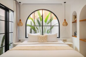 Luxury Villa, 2 Bedrooms, Patio, Pool View | Egyptian cotton sheets, premium bedding, in-room safe, desk