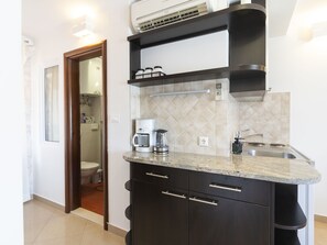 Private kitchen - Apartment Lučica by Interhome (Trogir)