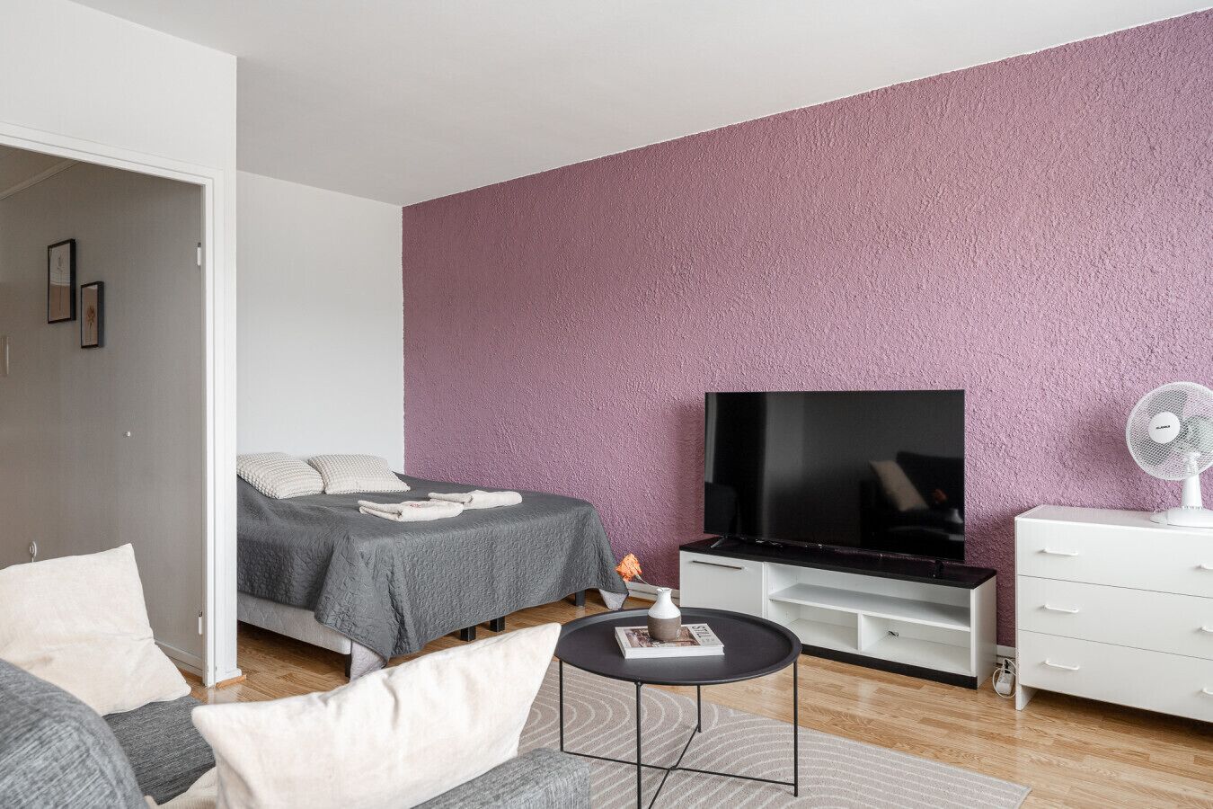 1 makuuhuone, työpöytä, ilmainen Wi-Fi, vuodevaatteet