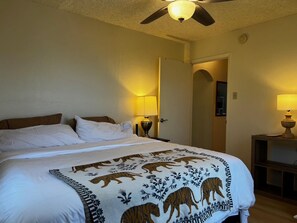 2 chambres, fer et planche à repasser, draps fournis