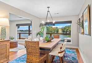 Dining - Lakefront Getaway w/Private Dock, Games and More (Hot Springs)