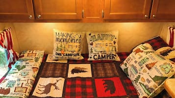 1 bedroom, WiFi (free), bed sheets