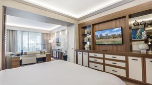 1 bedroom, desk, iron/ironing board, WiFi