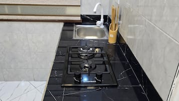 Fridge, microwave, stovetop, electric kettle