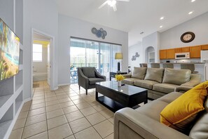 Smart TV - Luxury DisneyVilla Amazing ForestView, Pool & Spa, BBQ, Golf Course (Davenport)