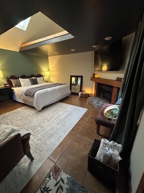 1 bedroom, free WiFi, bed sheets - Burrow on 24th - Hot Tub 1BR/1BA (Boise)