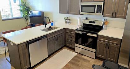 New 2BR Near Hayden Lake, Garage