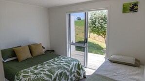 3 camere, ferro/asse da stiro