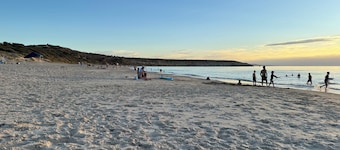 Welcome to Delphinas, a spacious 5-bedroom house in charming Maslin Beach