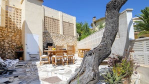 Outdoor dining - Miracosta by Interhome (Calpe/Calp)