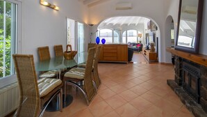 Dining - Miracosta by Interhome (Calpe/Calp)