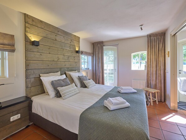 4 Schlafzimmer, Internetzugang