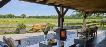 Beautiful wellness villa with sauna and hot tub