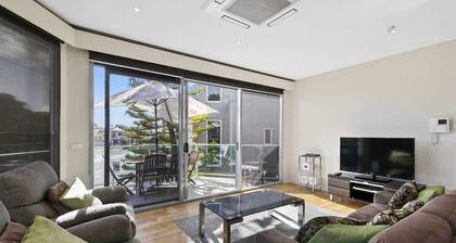 Bell St Apartments I Walk to everything in Torquay