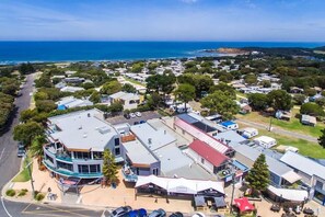 Aerial view - Bell St Apartments (Torquay)