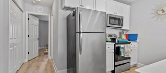 Cozy 3BR Home l Big Backyard l Pet-Friendly