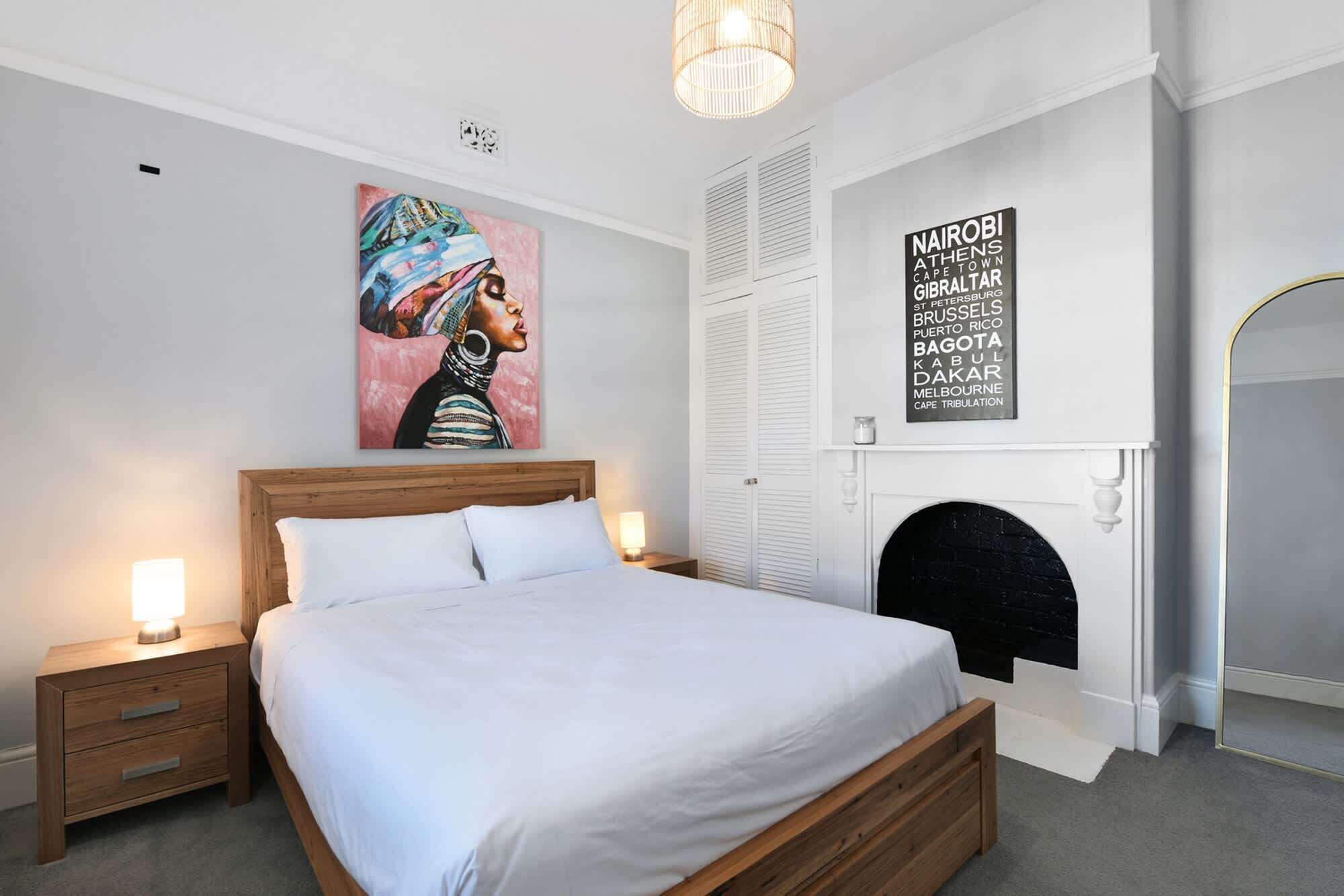 2 habitaciones, tabla de planchar con plancha, wifi y ropa de cama 