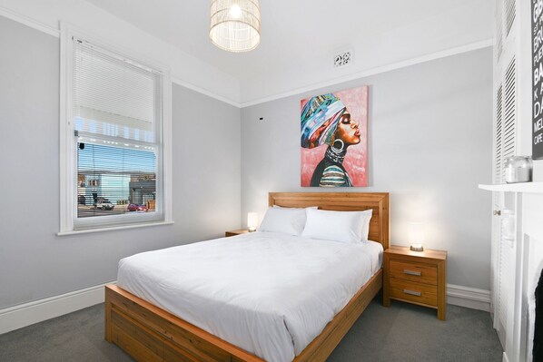 2 bedrooms, iron/ironing board, WiFi, bed sheets