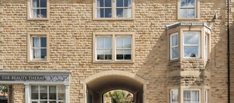 Chapel Court Apartment