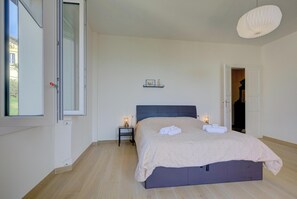 2 quartos, Wi-Fi (sobretaxa), roupa de cama