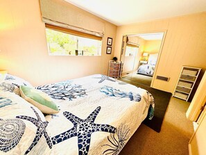 1 chambre, fer et planche à repasser, Wi-Fi gratuit, draps fournis