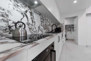 Fridge, microwave, oven, stovetop