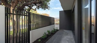 Mangini Apartments - 1 Bedroom
