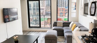 Calgary’s Downtown Haven - Free Parking