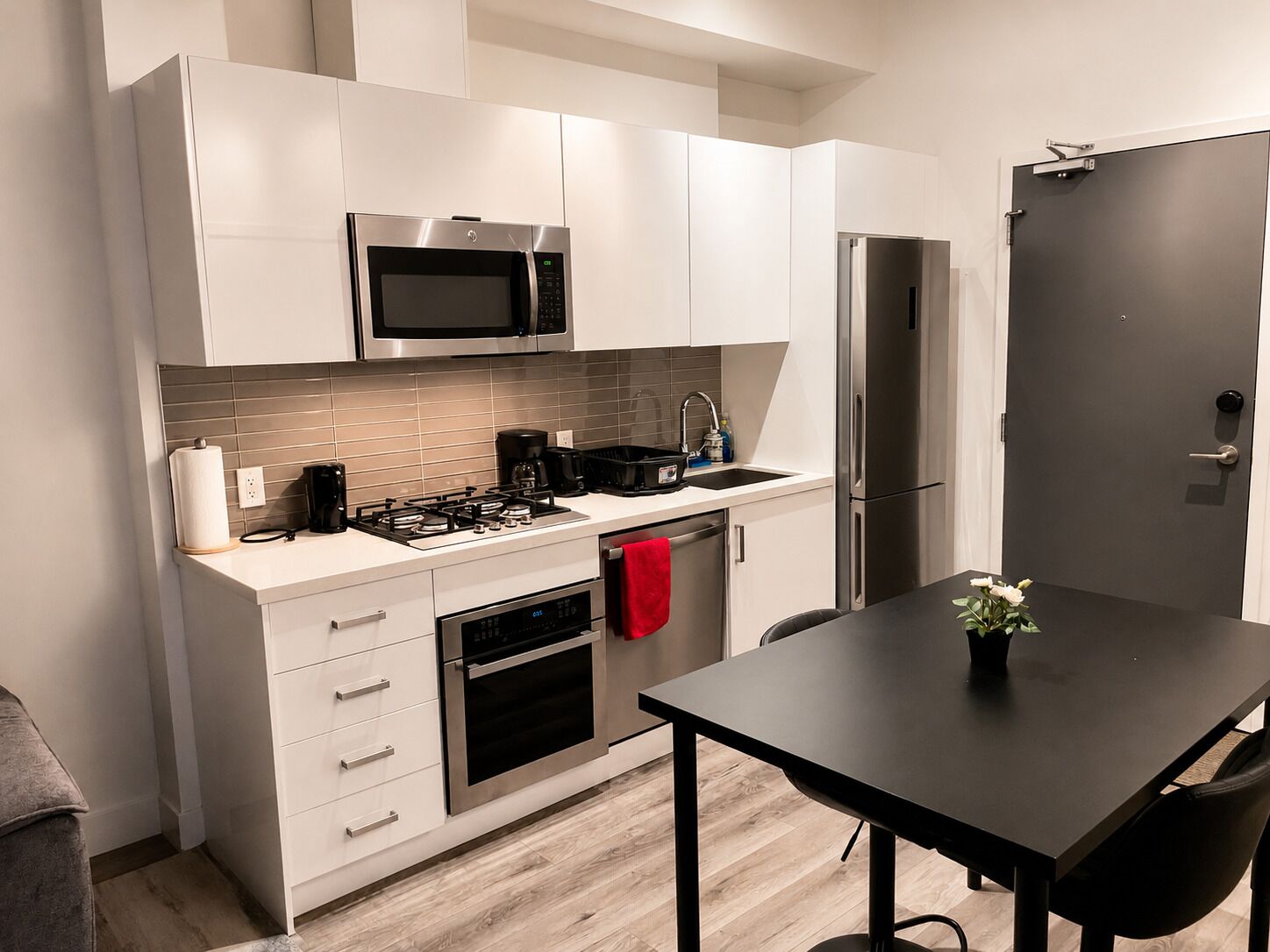 Microwave, oven, stovetop, dishwasher