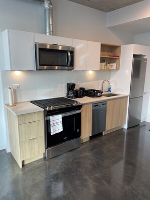 Microwave, oven, stovetop, dishwasher