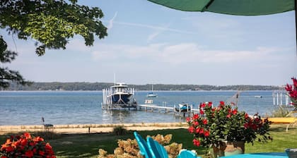 Luxe 3BR | Bunkhouse + Private Beach | Near Resort