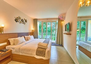 Deluxe Room, Balcony, Garden View | Soundproofing, free WiFi - Areva Inn Munnar by Voye Homes (Udumbanchola)