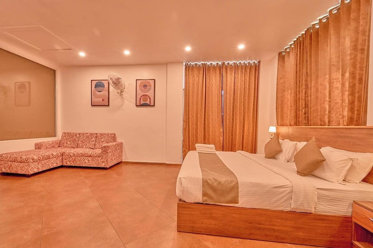 Suite, balcon, vue jardin