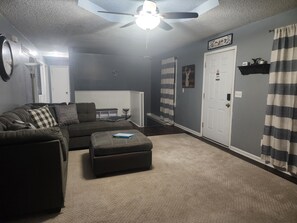 Smart TV, DVD player