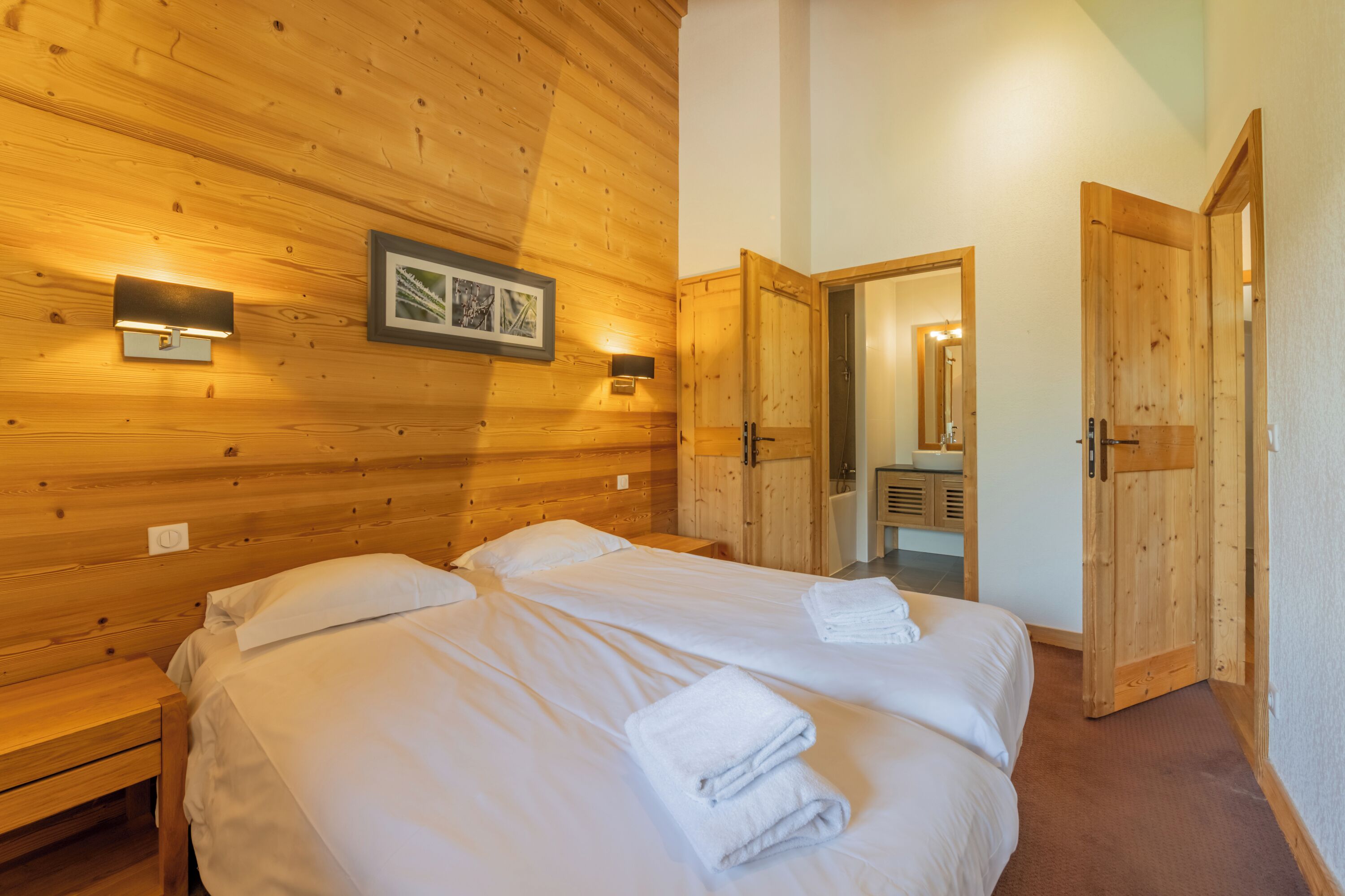 3 bedrooms, free WiFi, bed sheets