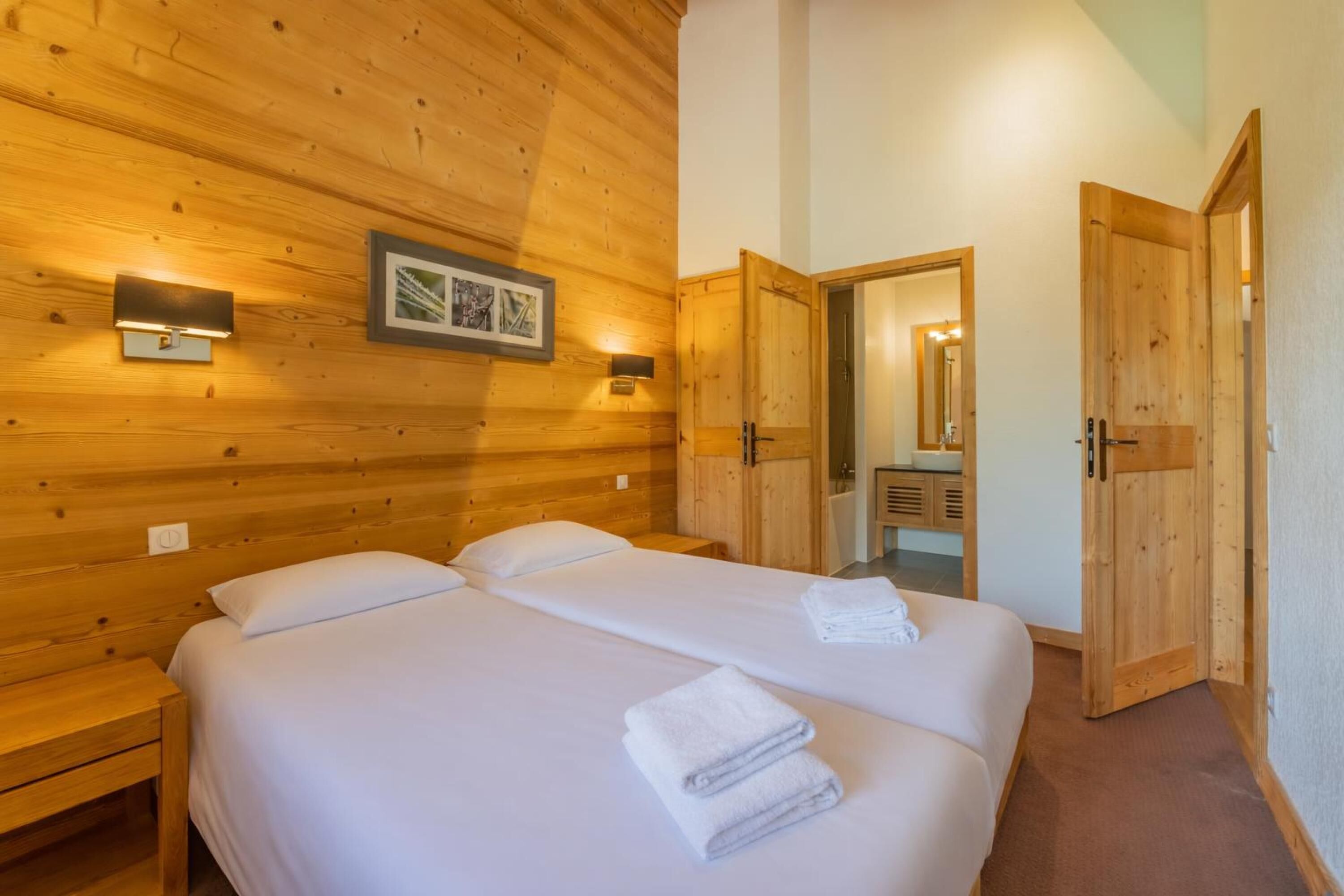 3 phòng ngủ, truy cập Internet không dây miễn phí, bộ trải giường 