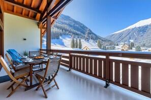 Outdoor dining - L'ours Bleu A35 - Ski in Ski out (Vallorcine)