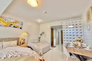 1 bedroom, iron/ironing board, WiFi, bed sheets