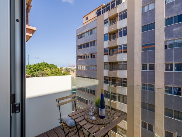 House | Balcony