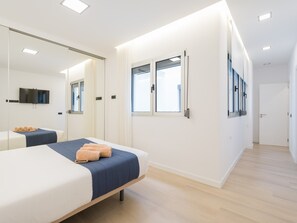 บ้านพัก | 4 ห้องนอน, ตกแต่งพิเศษโดยเฉพาะ, เตารีด/โต๊ะรีดผ้า